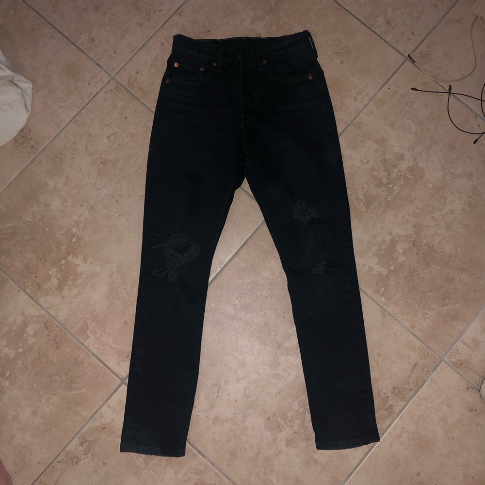 Levi’s black jeans